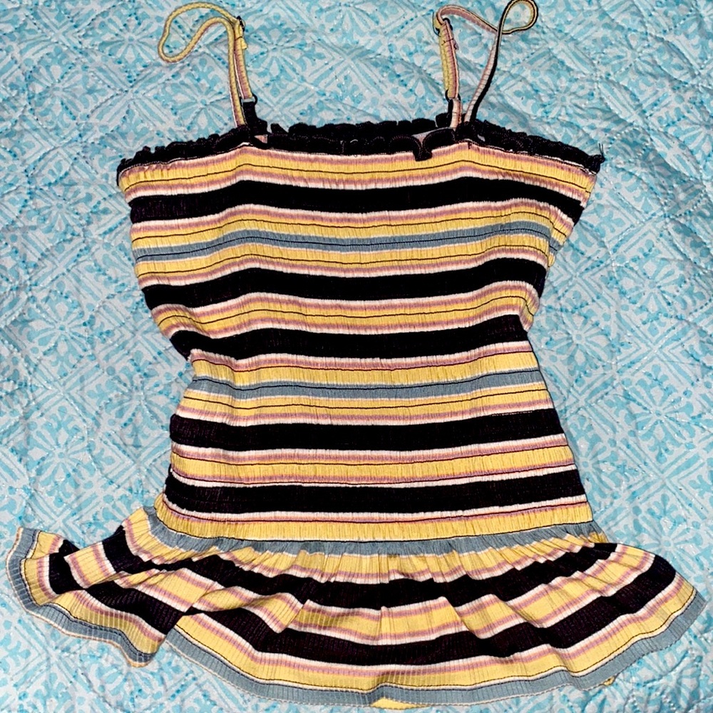 Size L Rouched Tank Like New